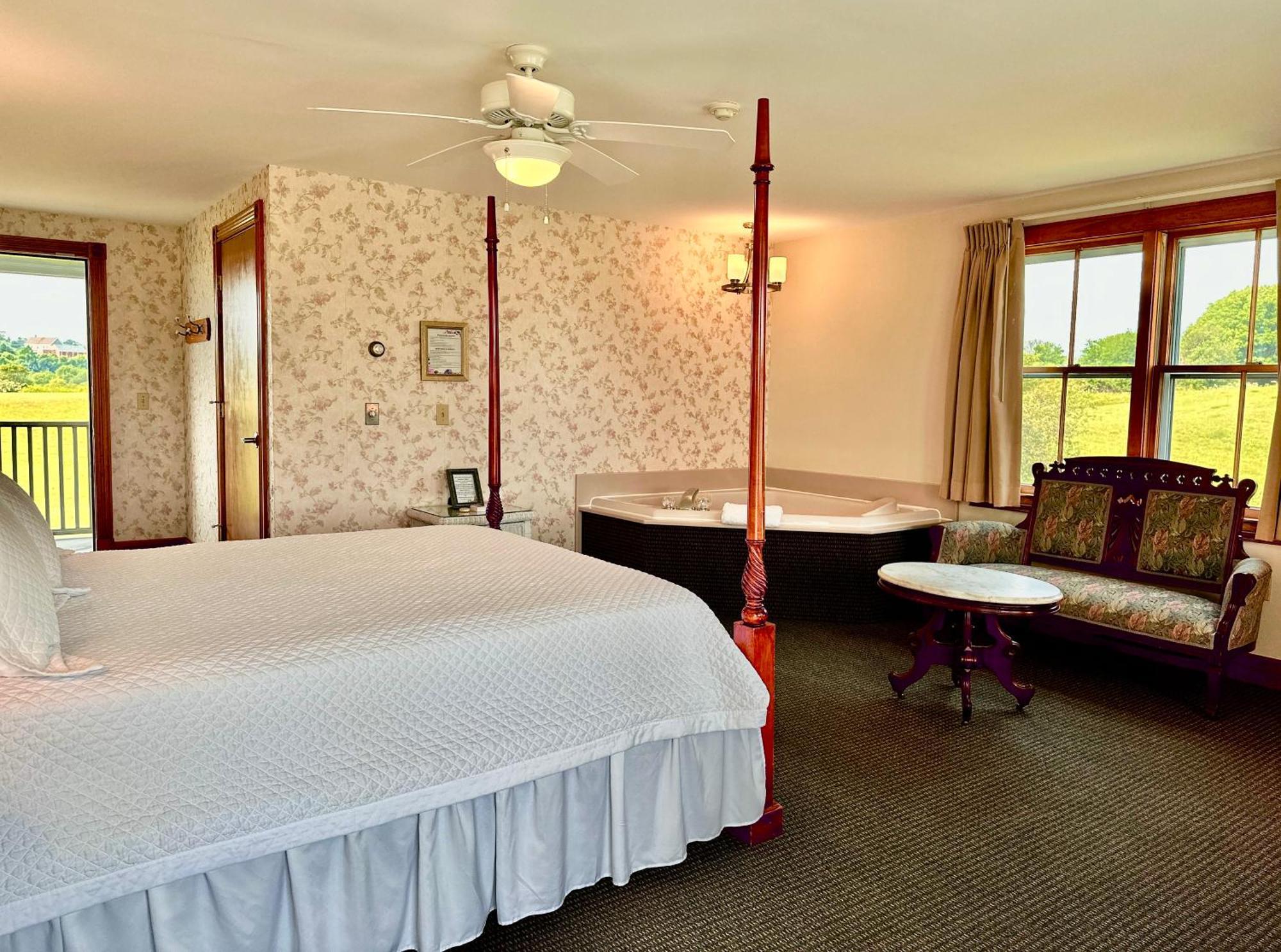 Rose Farm Inn New Shoreham Bagian luar foto